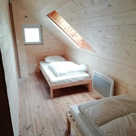 Granit Des Fraux בסה-א-סנט-אנסטאיס