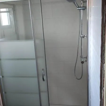 Granit Des Fraux בסה-א-סנט-אנסטאיס